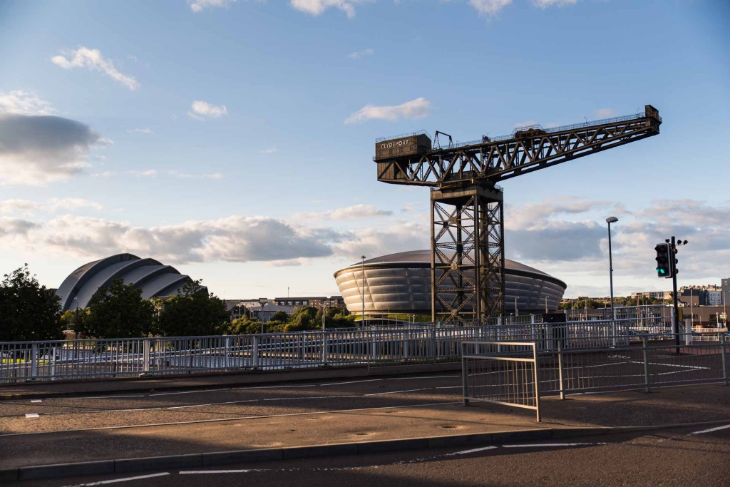 ZbliżenieieńH56 9 août | 19h56