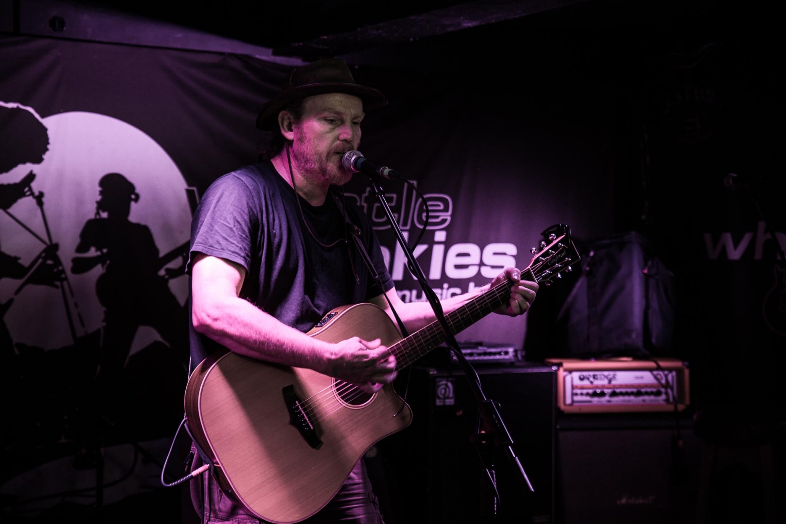 Zbliżeniepad 2 novembre | 21h54