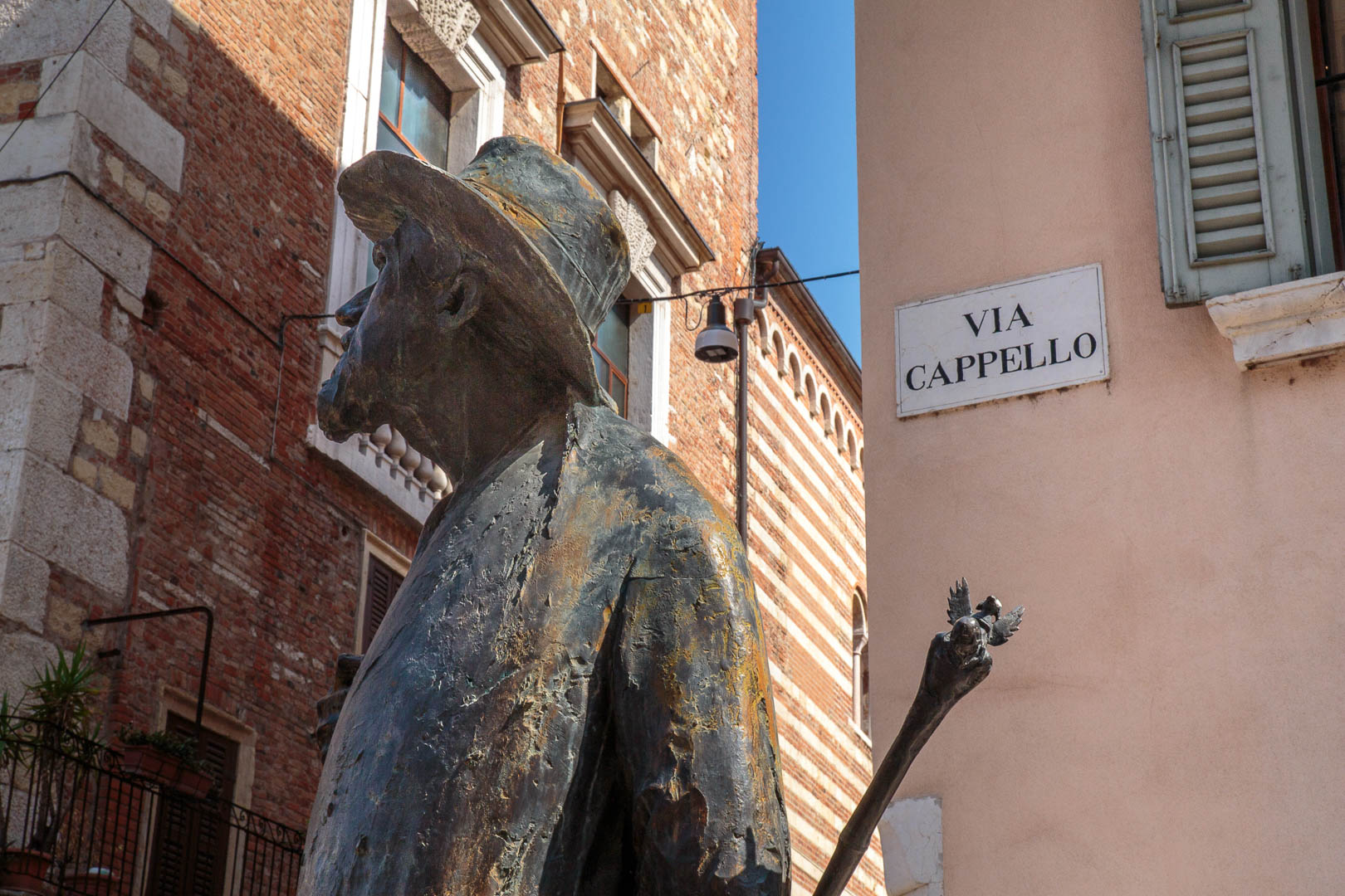 Zoom in 16 septembre 2022 | 12h50.jpg