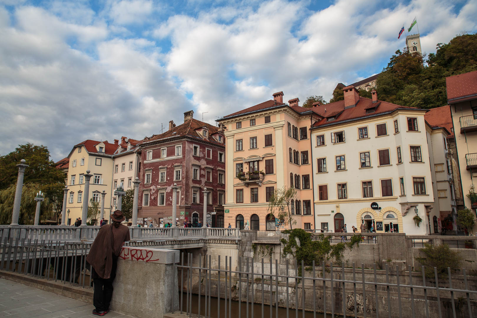 Zoom in 18 septembre 2022 - 17h19.jpg