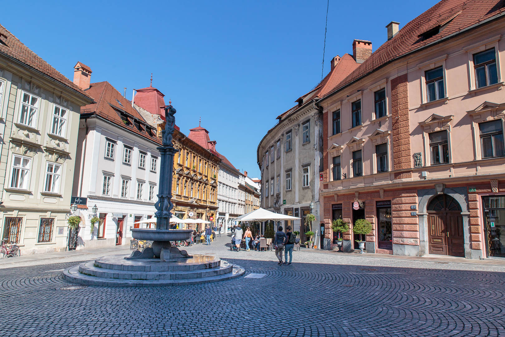 Zoom in 19 septembre 2022 - 10h42.jpg